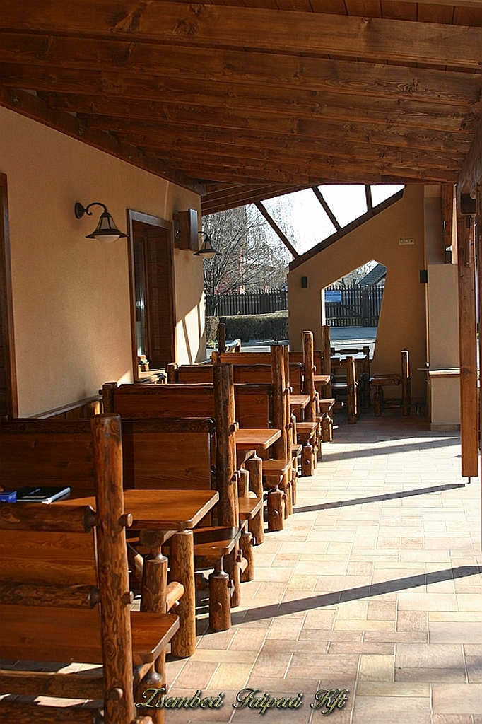 Center söröző Szentes Rákóczi utca - 33.jpg